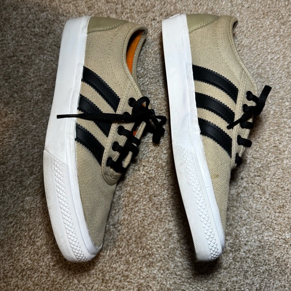 Adidas Adi-Ease Skate Shoe Skull Sneaker Canvas Sand beige and black Size 7 Men - Picture 3 of 12